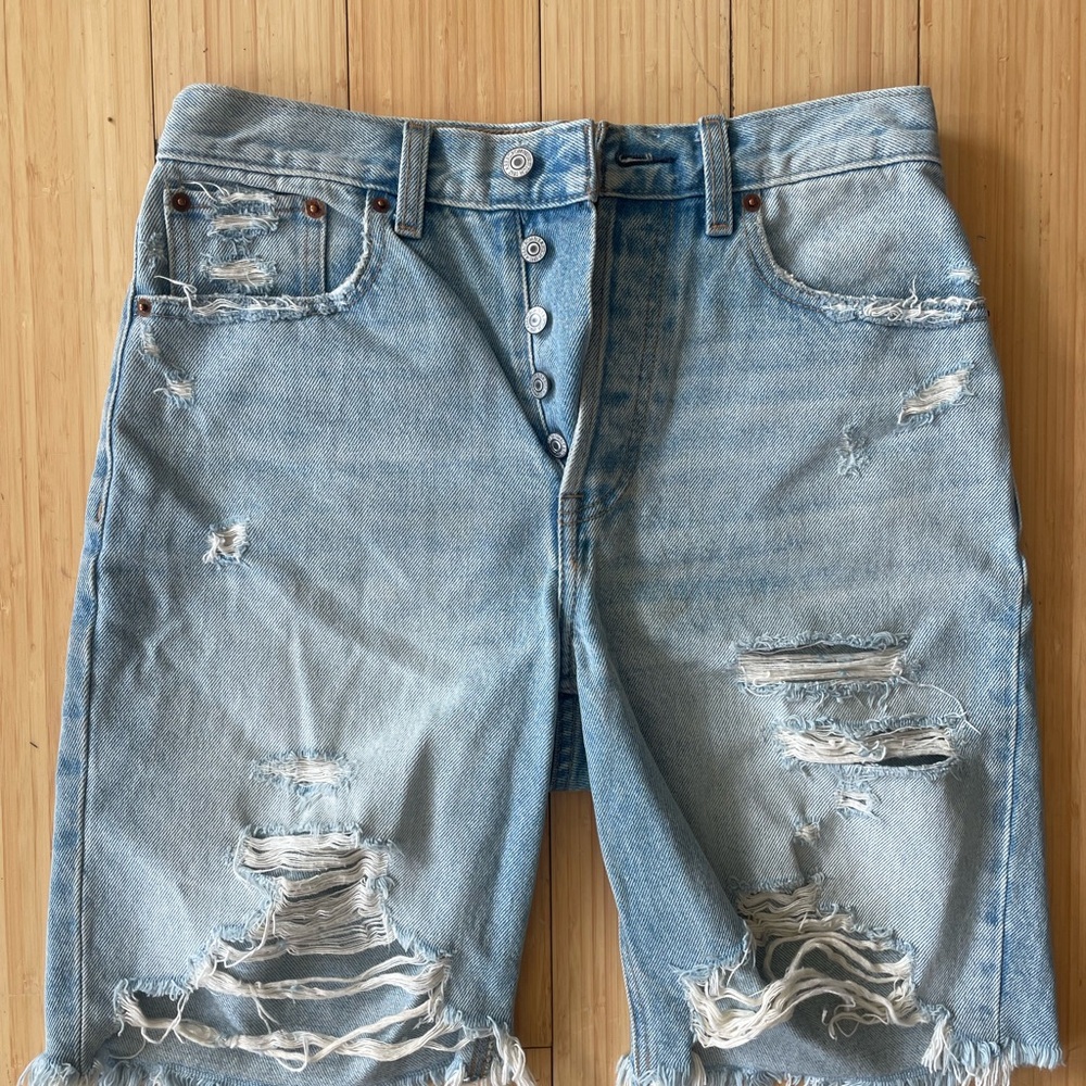 Abercrombie & Fitch Light Wash Distressed Denim Shorts